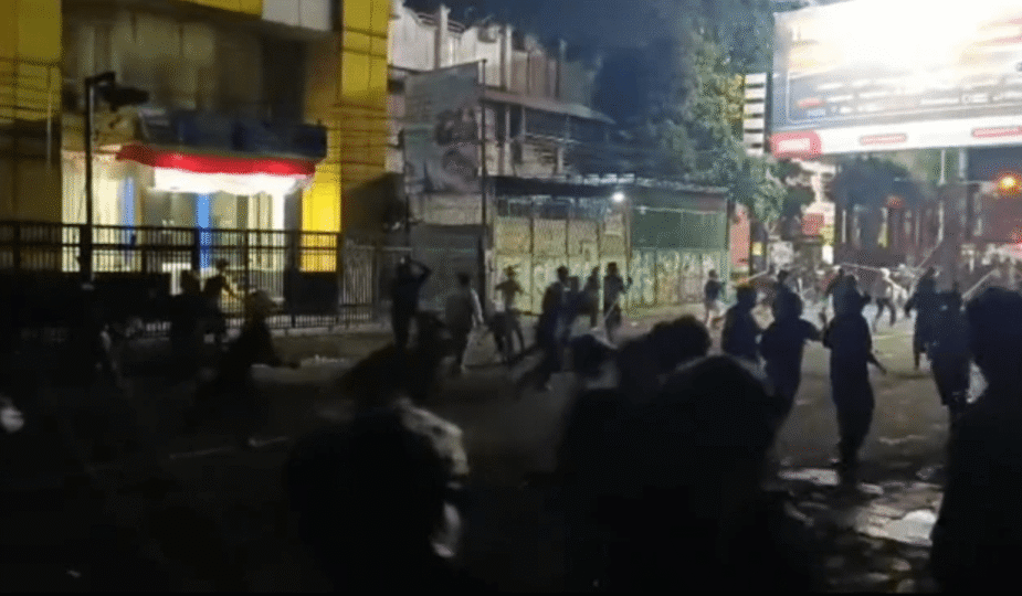 Kerusuhan Pasar Pondok Gede 2025