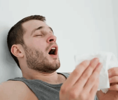 Menahan Bersin Berbahaya