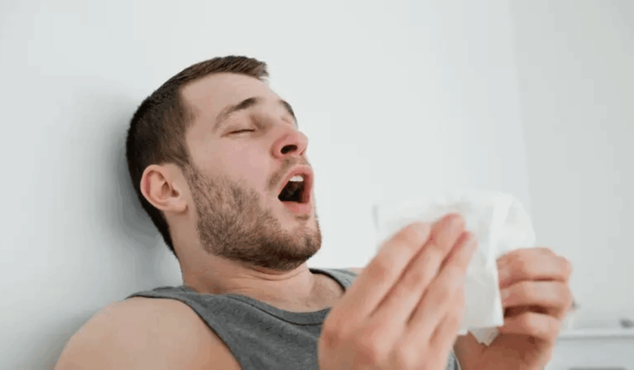 Menahan Bersin Berbahaya