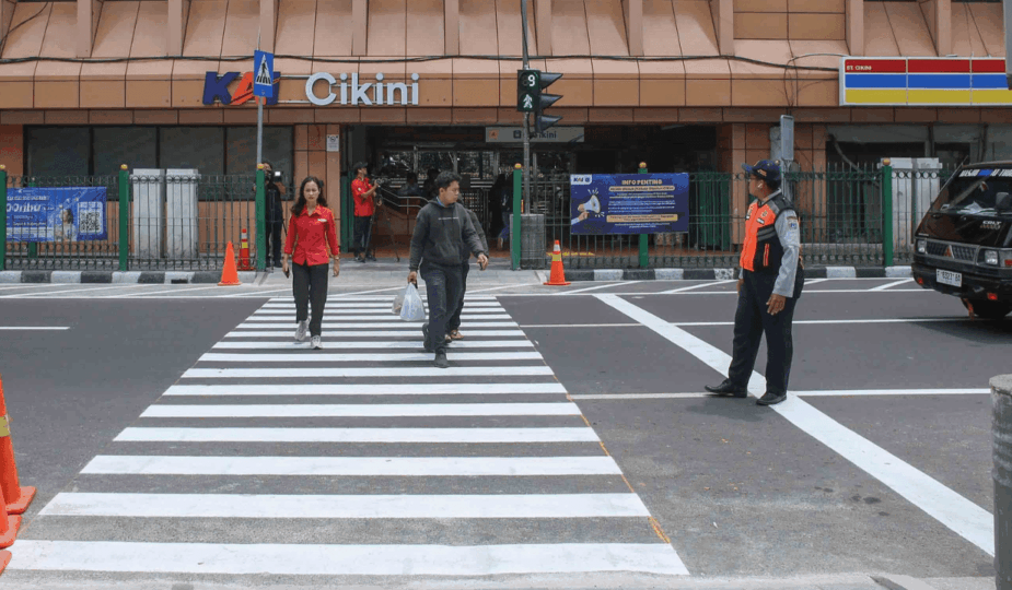 Pelican Crossing Stasiun Cikini 2025