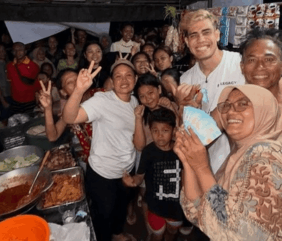 Aisar Khaled Bantu Korban Banjir