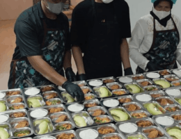 Kenapa Makanan Basi Keluar Lendir