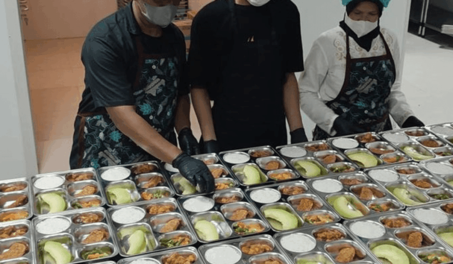 Kenapa Makanan Basi Keluar Lendir