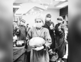 Kista Perut 8 Kg Wanita